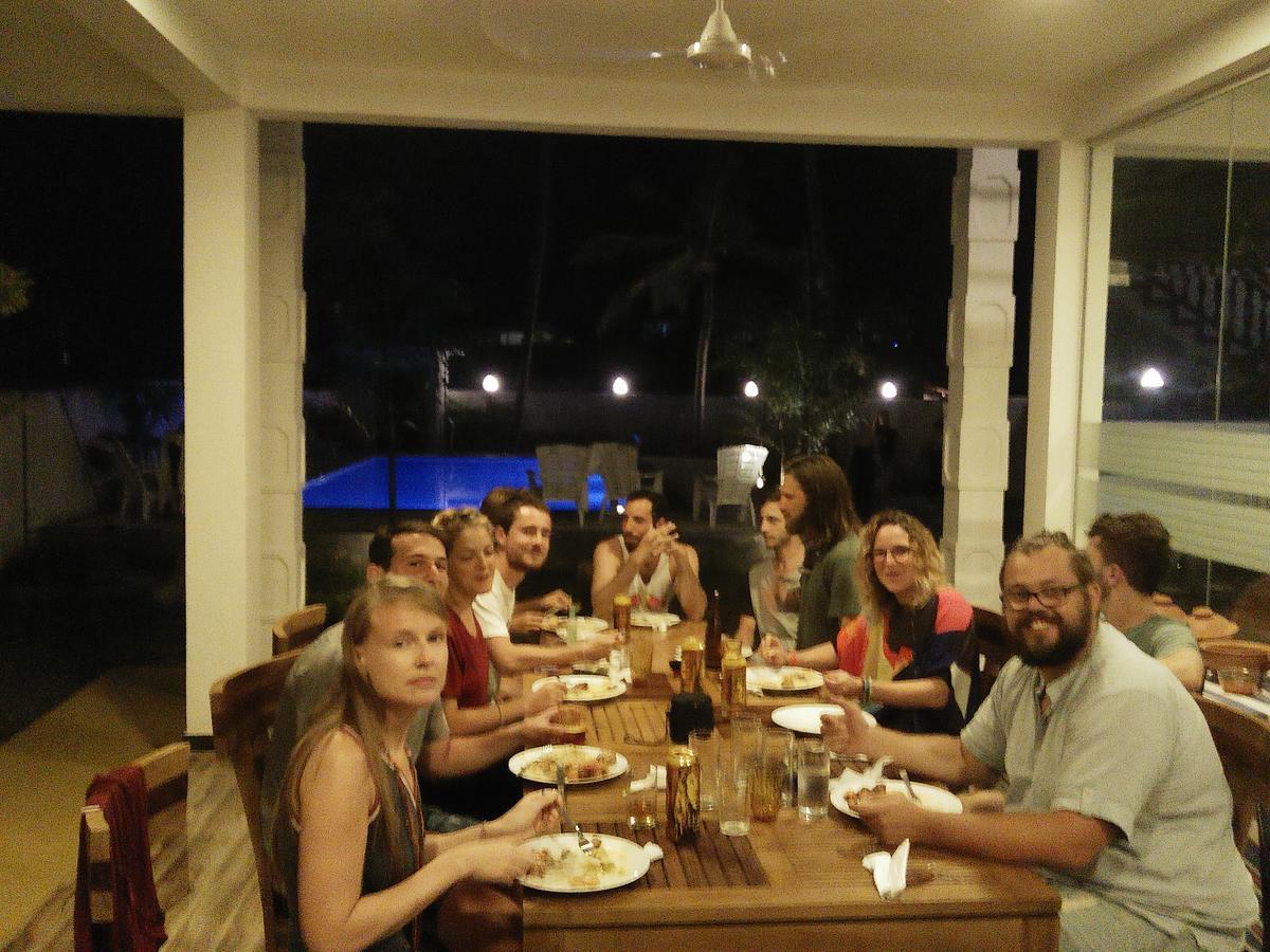 Ocean Bay Surf Resort Weligama Kültér fotó
