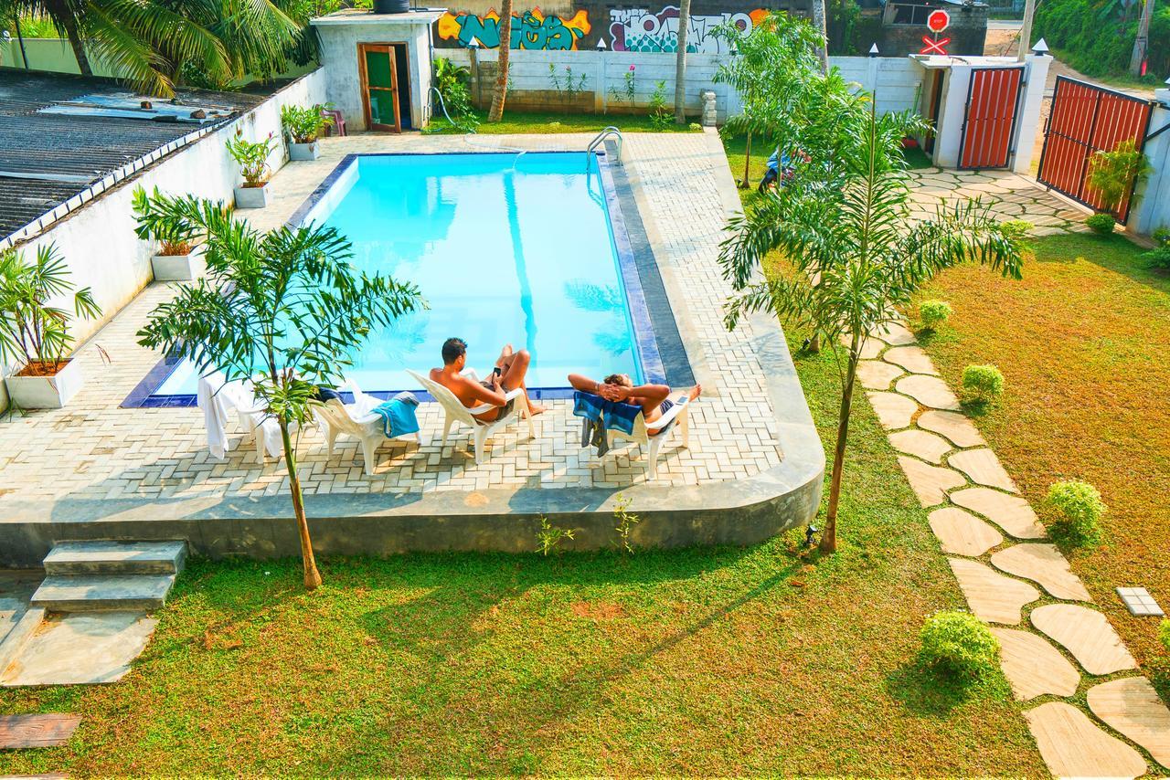 Ocean Bay Surf Resort Weligama Kültér fotó