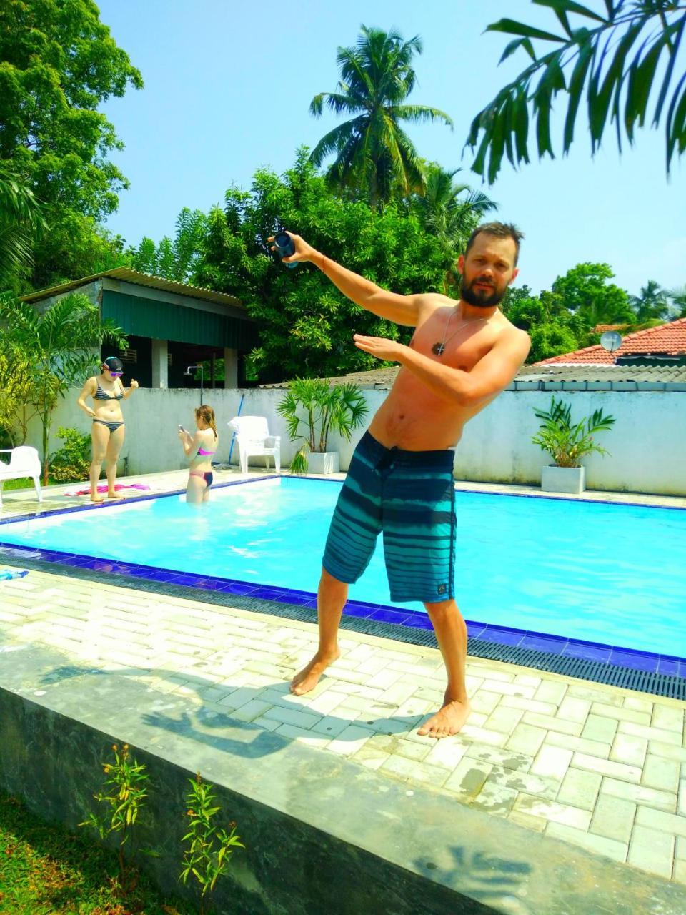 Ocean Bay Surf Resort Weligama Kültér fotó