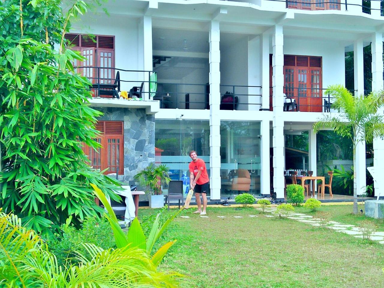 Ocean Bay Surf Resort Weligama Kültér fotó
