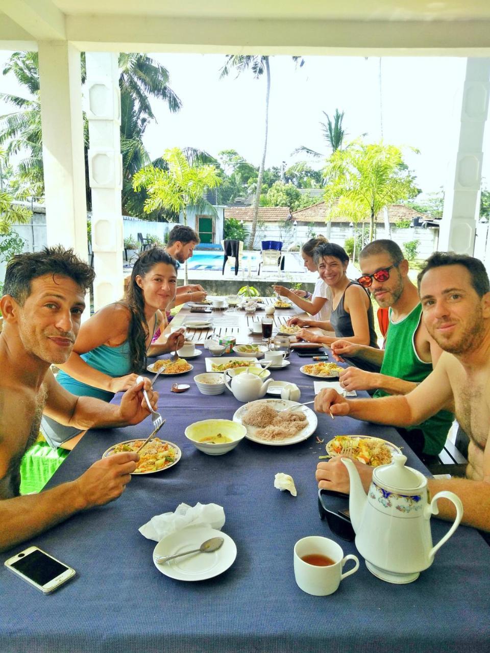Ocean Bay Surf Resort Weligama Kültér fotó