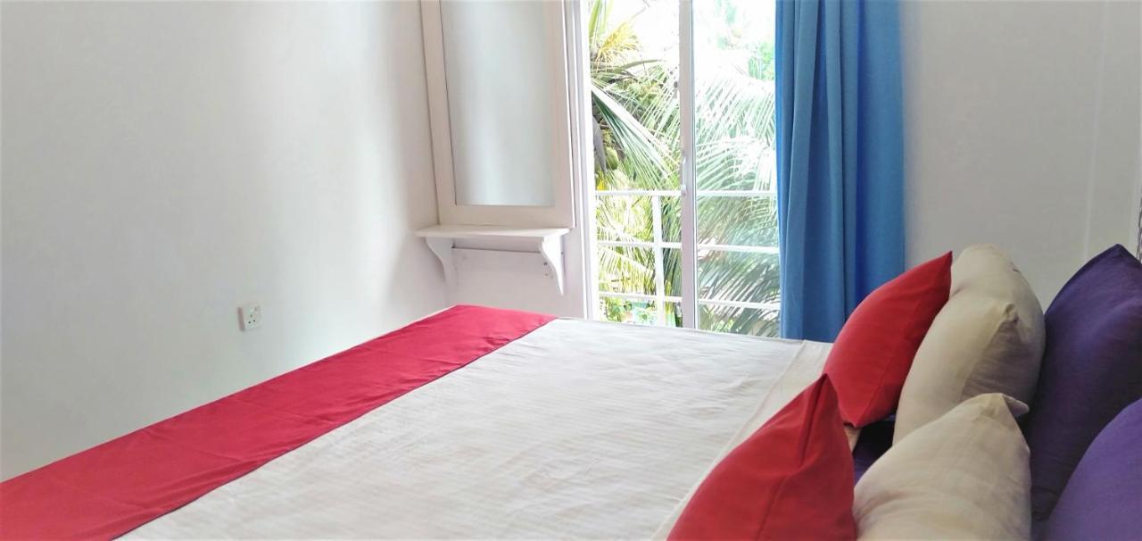 Ocean Bay Surf Resort Weligama Kültér fotó